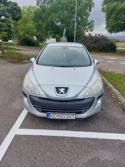 Peugeot 308 1.4 16V VTi Confort - 2
