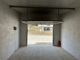 Garáž s pozemkom na predaj alebo prenájom - 2