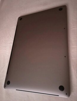 Macbook Pro Retina 15 2018 i7 Cena 470€ - 2
