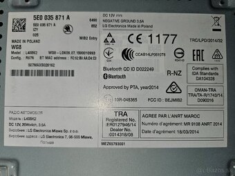 Predám autoradio na škodu octaviu III. - 2