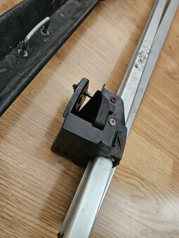 Predám strešný nosiš vrátane nosiča na 2ks bicyklov - 2