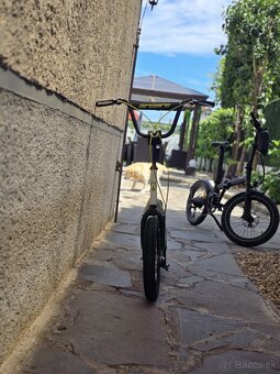 Veľká čierno/bielo/žltá kolobežka - 2