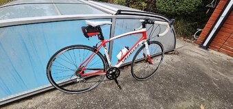 Predám cestný bicykel Specialized,takmer nový - 2