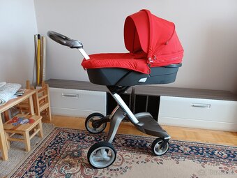 Predám kočík Stokke Xplory– trojkombinácia, červený - 2