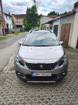 Peugeot 2008 1.2 Puretech 96kw  výbava Allure v záruke - 2