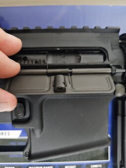 Colt M4 RIS GBBR (plynová) – Cybergun - 2