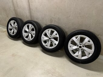 Škoda Kodiaq alu MAZENO 235/55 R18 - Predám - 2