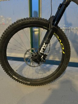 Celoodpružený bicykel Specialized - 2