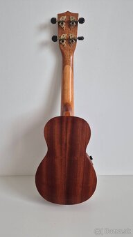 Elektroakustické Ukulele Mahalo - 2