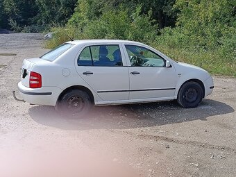Skoda fabia sedan 2002 1.4 MPI, 50kw - 2