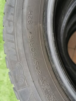 205/60 R16 92H zimne Michelin - 2