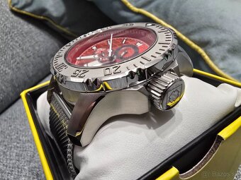 Invicta Red Vintage 50mm - 2