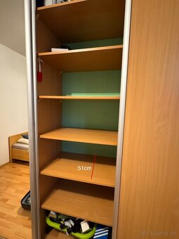 Vstavaná skriňa so zrkadlom - 2