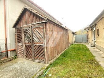 Na predaj: starší rodinný dom v obci Nesvady - 2