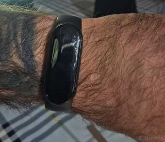Predám Xiaomi Mi Smart Band 6 - 2