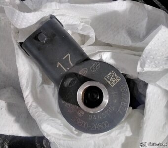 HYUNDAI i40 CW 1.7 CRDi 2015 predám DVERE, AUTOMATICKÁ PREVO - 2