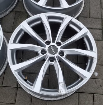 5x114,3 R19  8J ET40 - 2