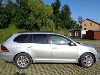 Volkswagen Golf 6 Variant 1.6 TDI Bluemotion - 2