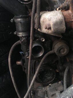 Predám motor VW Golf 3 Syncro+prevodovka, náprava, kardan. - 2