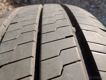 Predam 2ks pneu 215/75/r16C letne Continental - 2