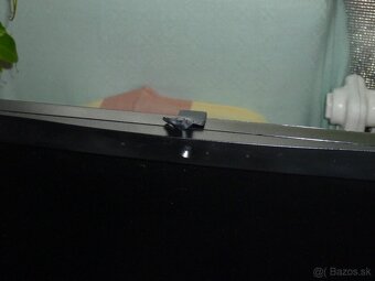 Predám LCD/LED monitor HP Compaq LA2206xc - 2