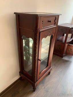 Rustikalna vitrínová skrinka - 2