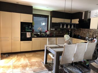 Kuchynská linka do L - 2