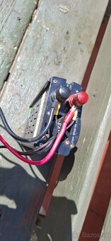 Menič napätia  12 na 220v - 2