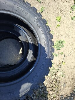 225/60R17 - 2