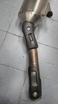 Motorka- vyfuk AKRAPOVIC - 2