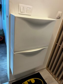 TRONES botnik IKEA - 2