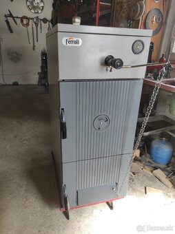 Liatinová pec 6 članok,34kw značka ferroli - 2