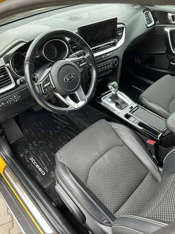 KIA Xceed 1,6 diesel CRDi - Gold + doplnková výbava - 2
