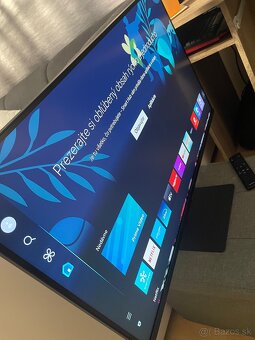 Samsung smart monitor M70D 32” - 2