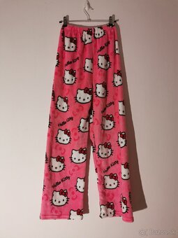 Hello kitty pyžamo - 2