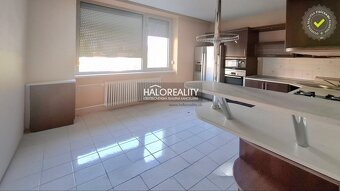 HALO reality - Predaj, rodinný dom Nové Zámky - 2