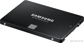 Predam SSD Samsung 870 EVO 250GB 2.5” SATA, v zaruke - 2