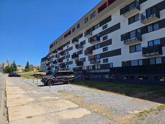 NA PRENÁJOM 2x Parkovacie miesta na ul. Komenského, BB - 2