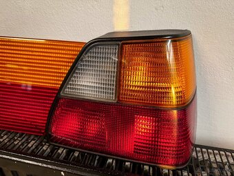 US Svetlá VW Golf mk2 - 2