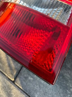 Predám zadné svetlá na Škoda Fabia 1 originál - 2