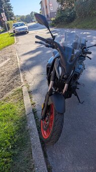 Yamaha MT-07 35kW (2021) - Top stav - 2