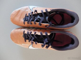 Halovky Nike 40,5 - 2