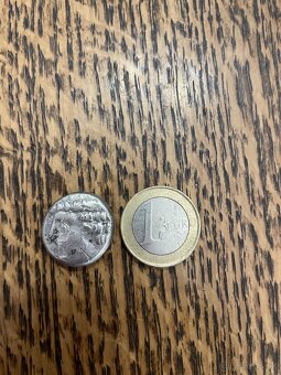 Predam striebornú mincu Keltsku tetradrachmu - 2