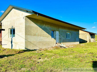 Dom v rekonštrukcii v obci Gemerská Panica - 2