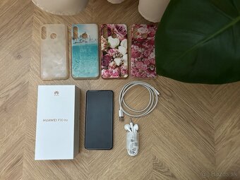 Predám Huawei P30 lite biely (128G) - 2