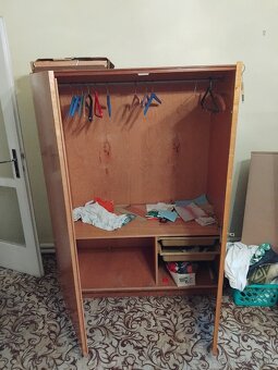 Ponukam za odvoz skrine a šijaci stroj - 2