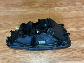 Dacia Duster 2024 pravý predný svetlomet - 2