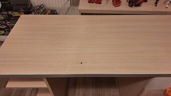 Darujem stoly a stoličky - 2