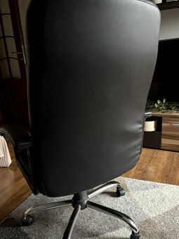 Kancelárska stolička - 2