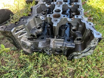 Hlava válcov renault master 2.3 dci - 2